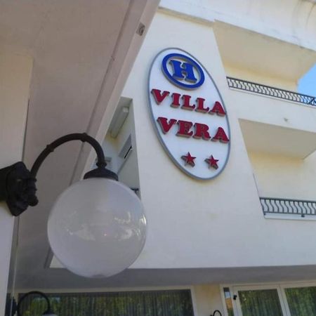Hotel Villa Vera Rimini Exterior foto