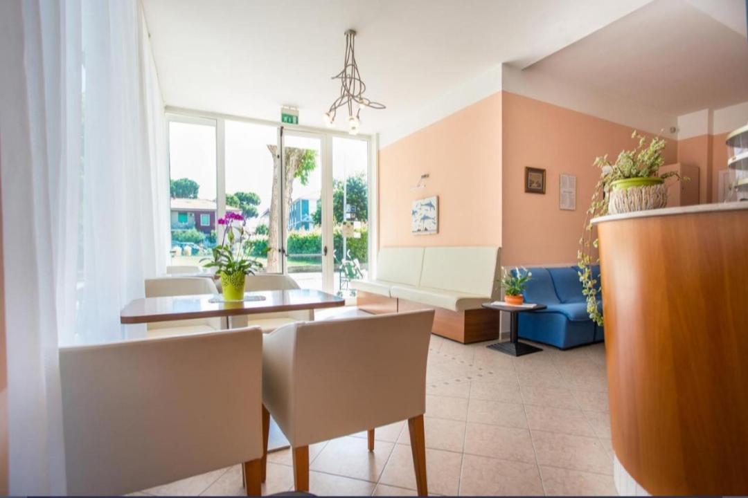 Hotel Villa Vera Rimini Exterior foto